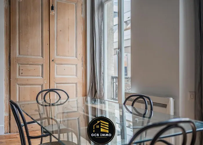 Le Victor Hugo Hyper Centre * Grenoble